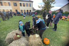 Spolupráce s rodiči, workshopy, besedy, projekty